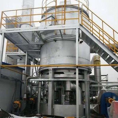 كيف يؤثر زمن التلامس بين الغاز والسائل على أداء برج الرش؟